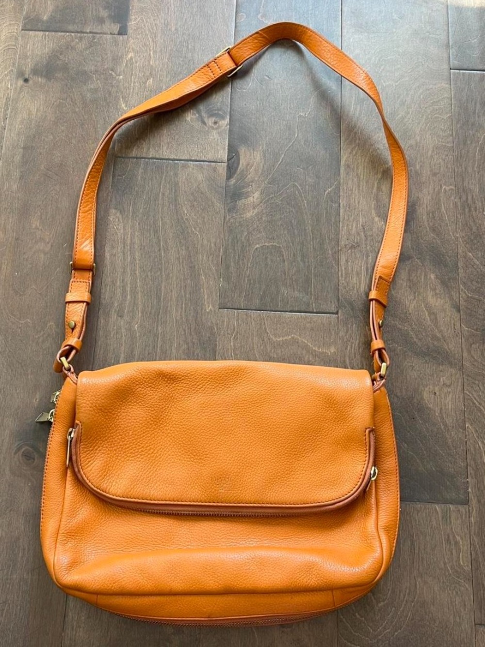 Fossil Leather Crossbody/Shoulder Bag - Orange